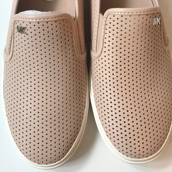 NIB Michael Kors soft pink slip on sneakers - Picture 6 of 9